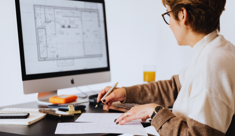 UI/UX Designer